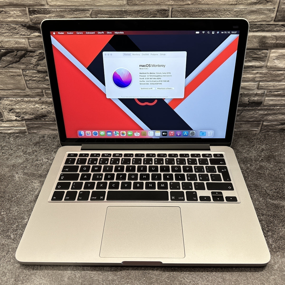 MacBook Pro 13" 2015 i5 / 8GB / 256GB