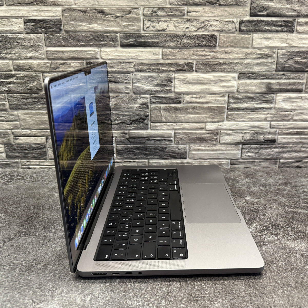MacBook Pro 14” M1 Pro / 16GB / 500GB