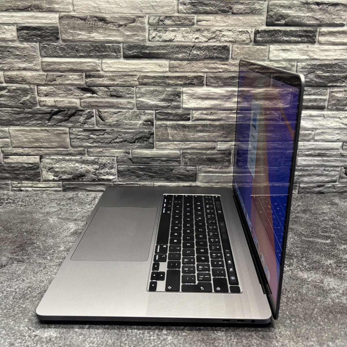 MacBook Pro 16" 2019 i7 / 16GB / 500GB / Pro 5300M