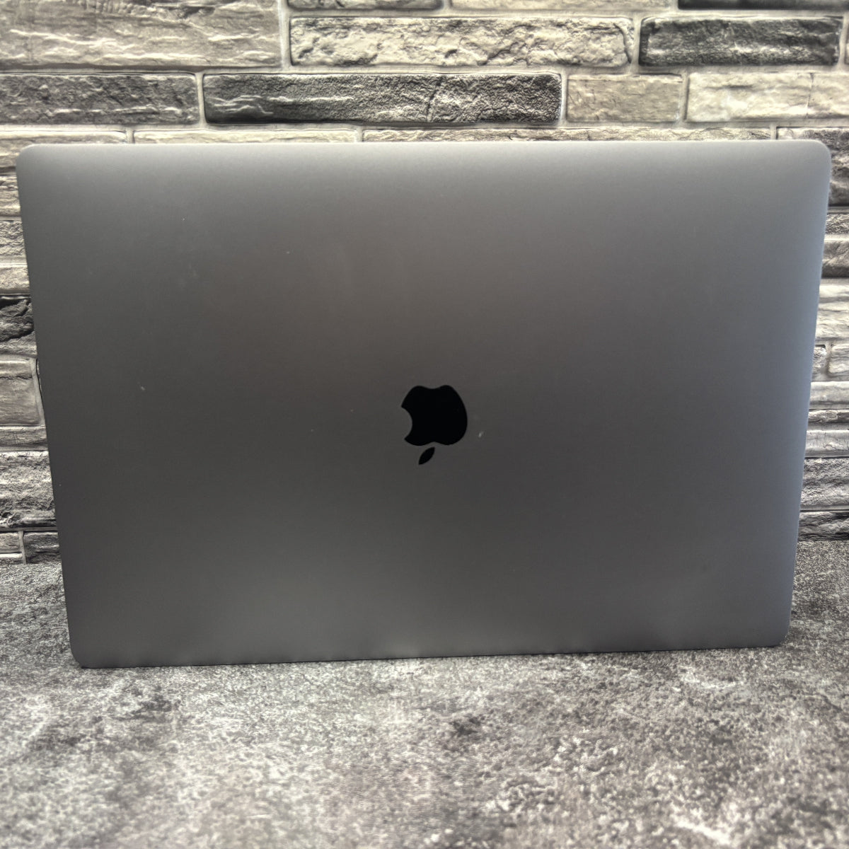MacBook Pro 16" 2019 i7 / 16GB / 500GB / Pro 5300M