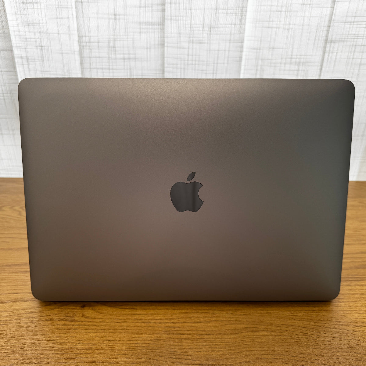 MacBook Pro 13" 2020 i5 / 16GB / 500GB