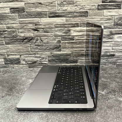 MacBook Pro 14” M2 Pro / 16GB / 500GB