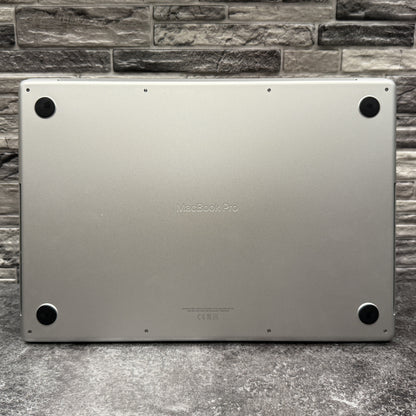 MacBook Pro 16” M1 Pro / 32GB / 1000GB